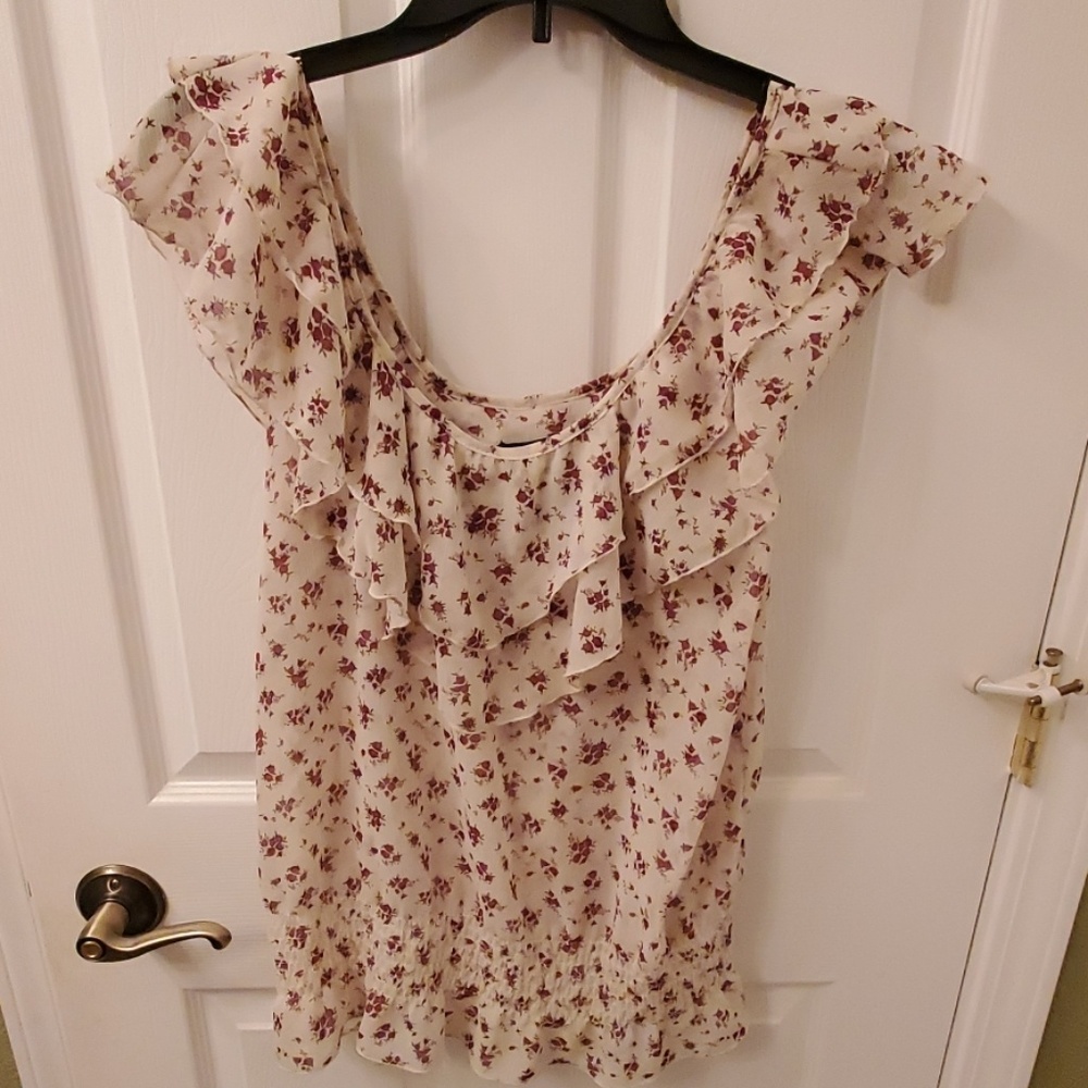 Chiffon Ruffle-Trim top